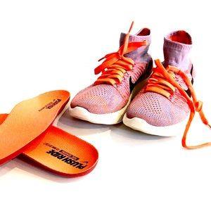 Wmns Nike Lunarepic Flyknit hyper orange 7.5